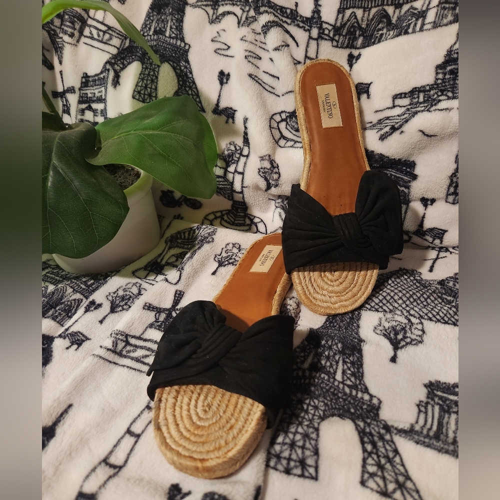 Valentino Garavani Suede Bow Slides - Size 40